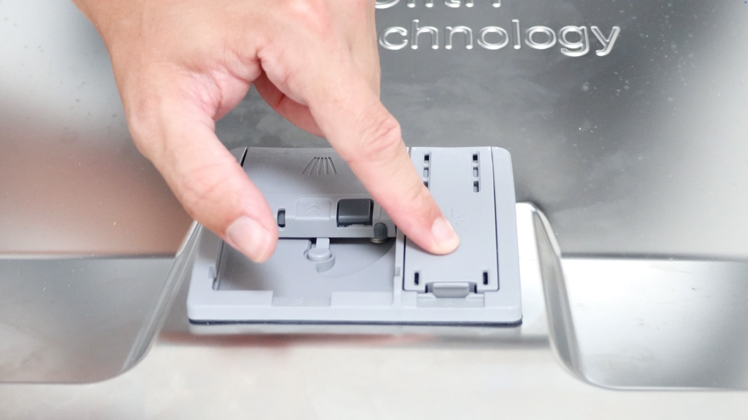Make sure it opens and closes correctly