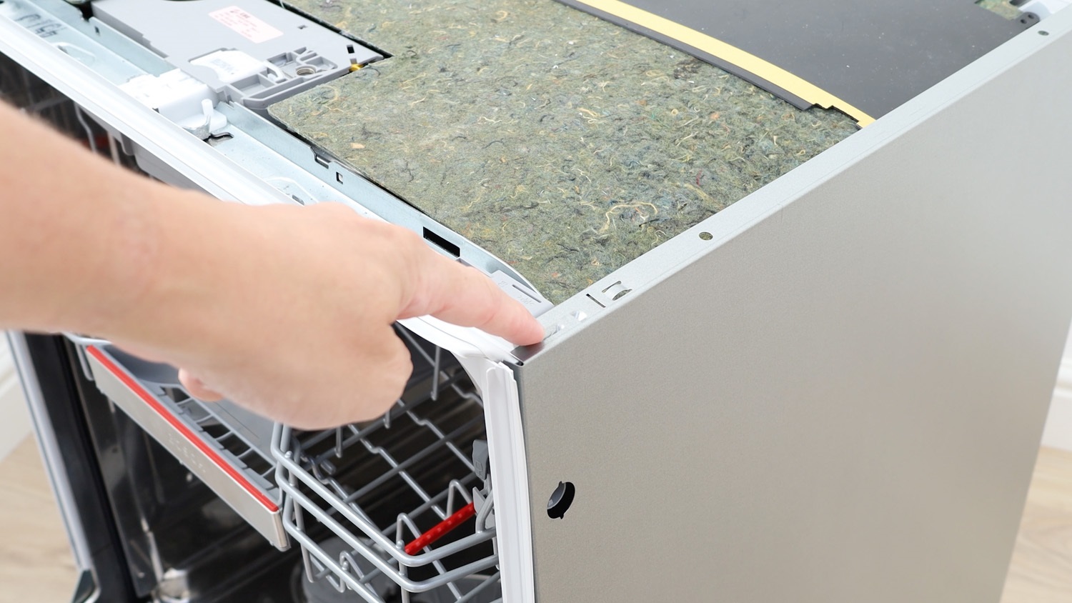 side panel will connect here, on the side, up top