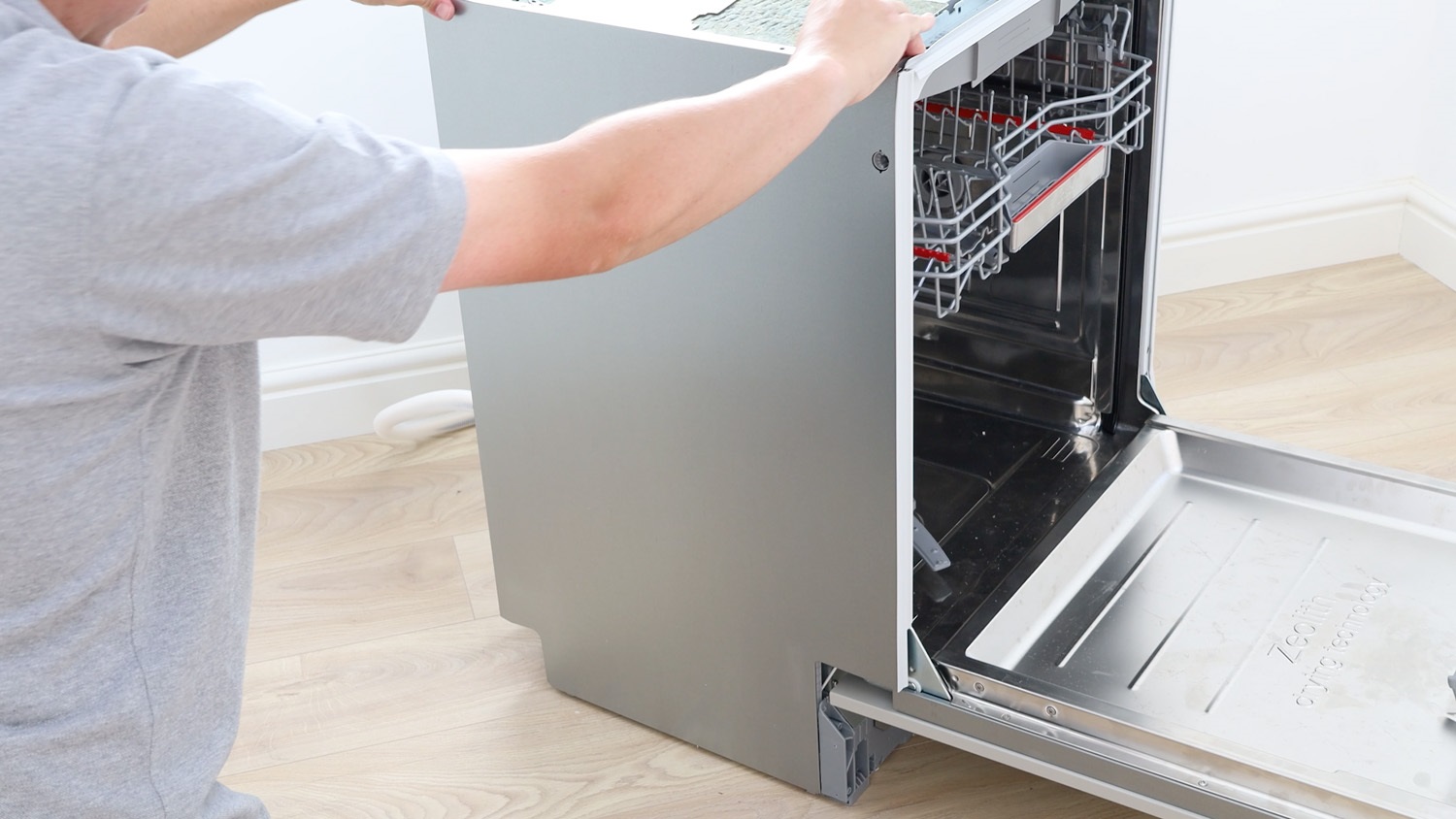 re-attach side panel