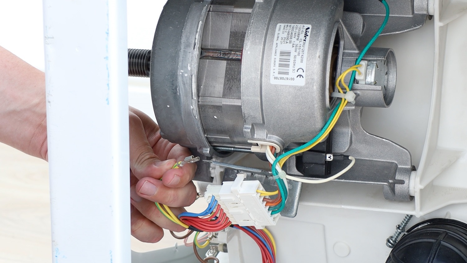 Remove earth wire
