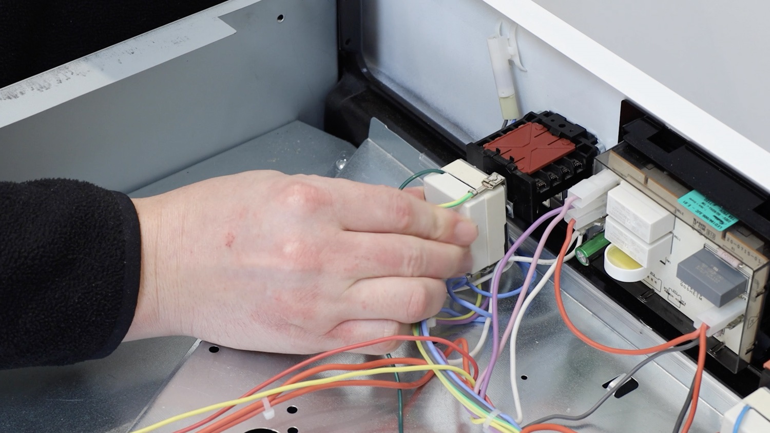 Attach main oven thermostat to new temperature switch
