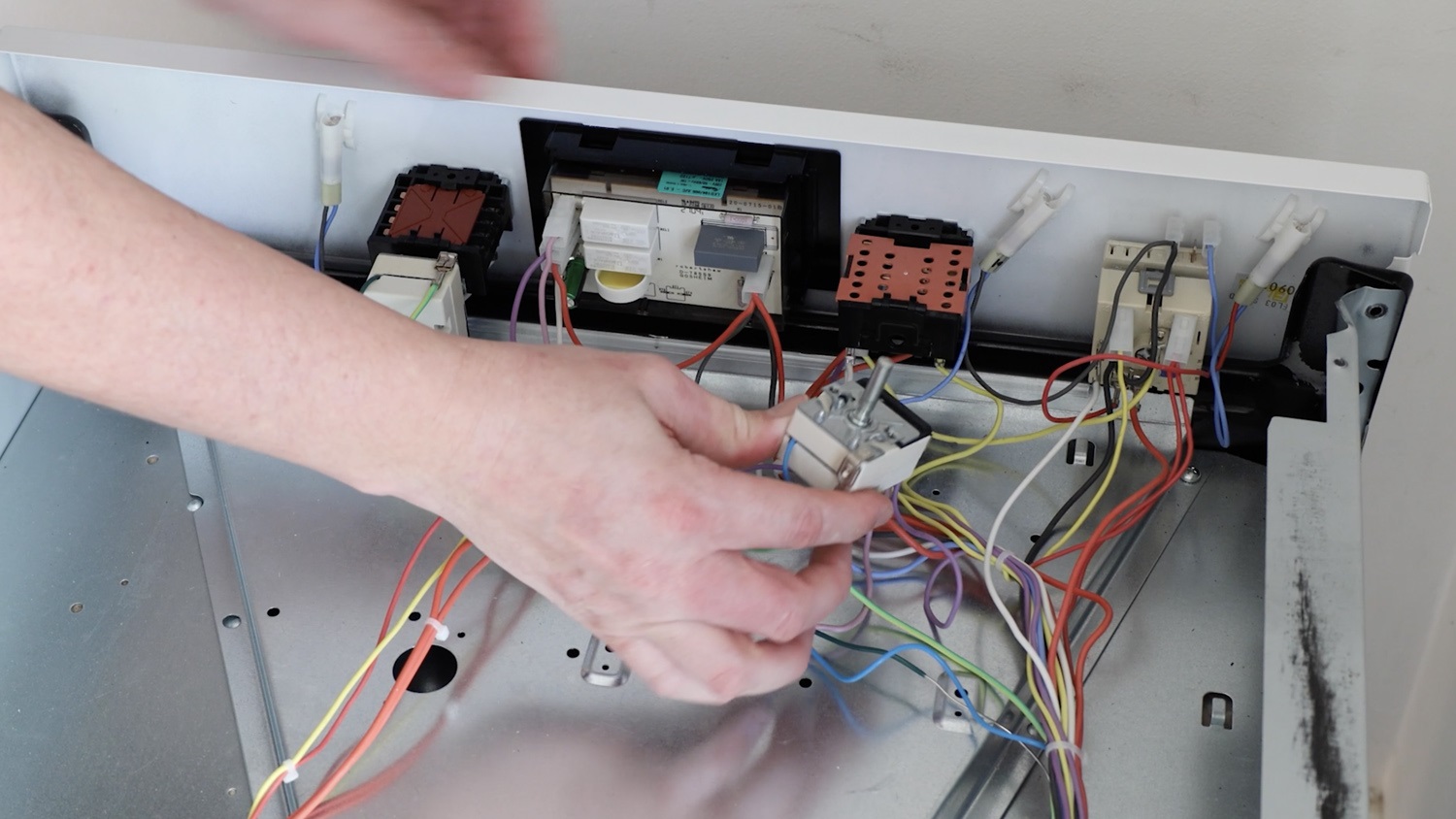 Remove thermostat from selector switch
