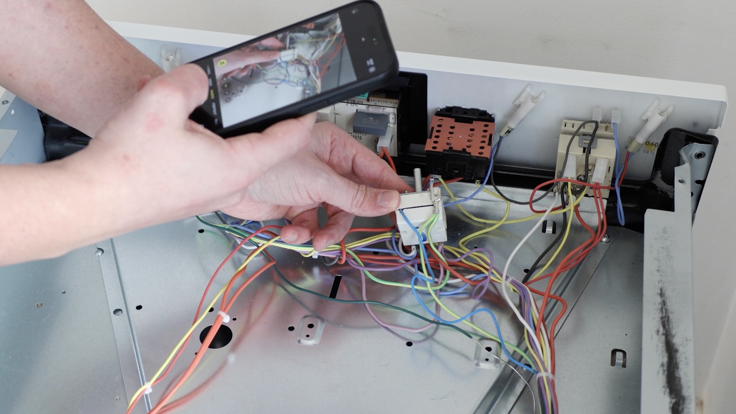 Take a photo of the wiring layout
