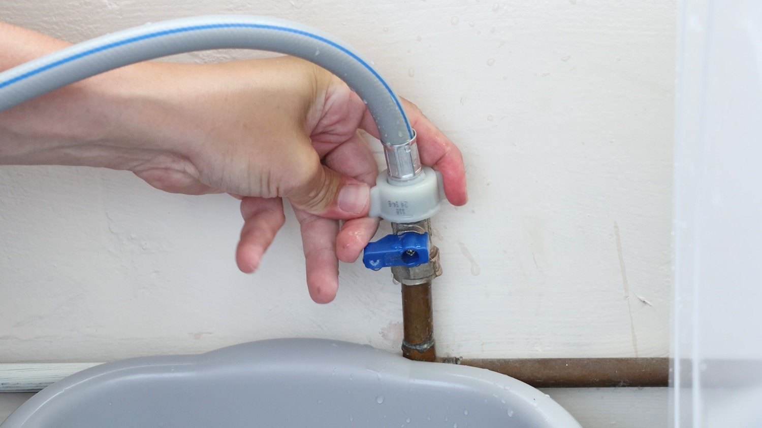 Unscrew fill hose from valve