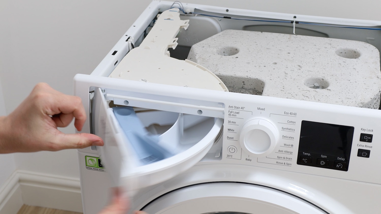 Make sure the dispenser drawer opens and closes smoothly