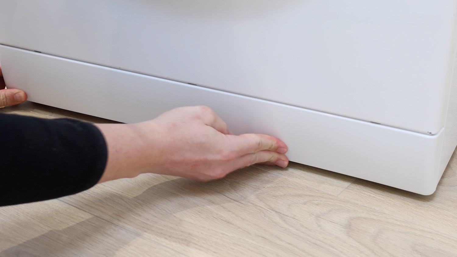 Click plinth/kick plate into place