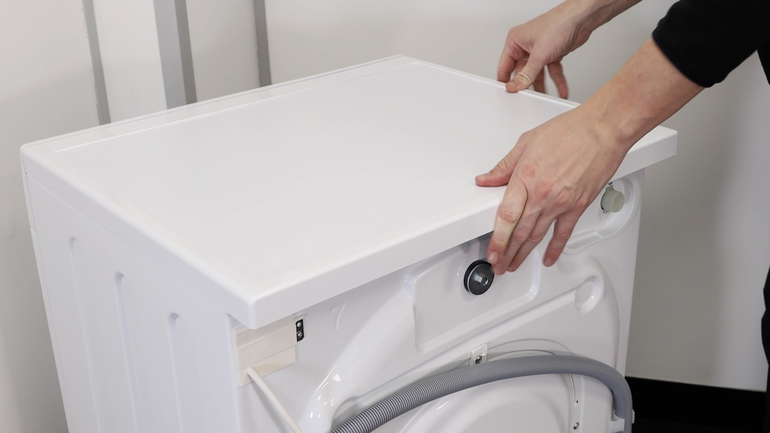 Place lid on washing machine