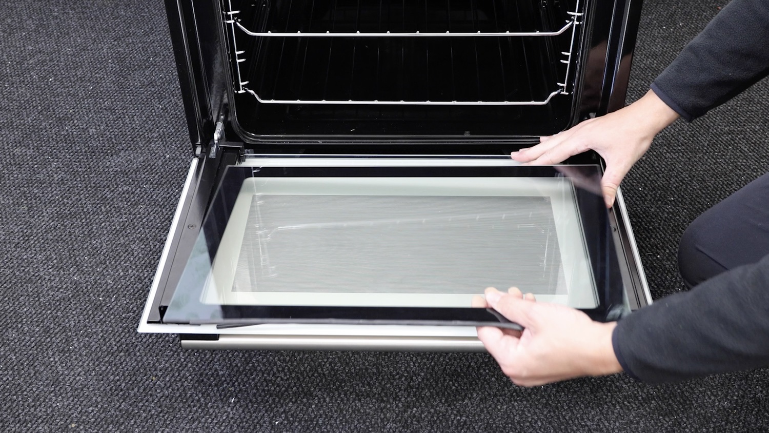 Remove door inner glass