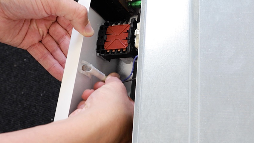 Remove wiring from the light lamp lens clear cover