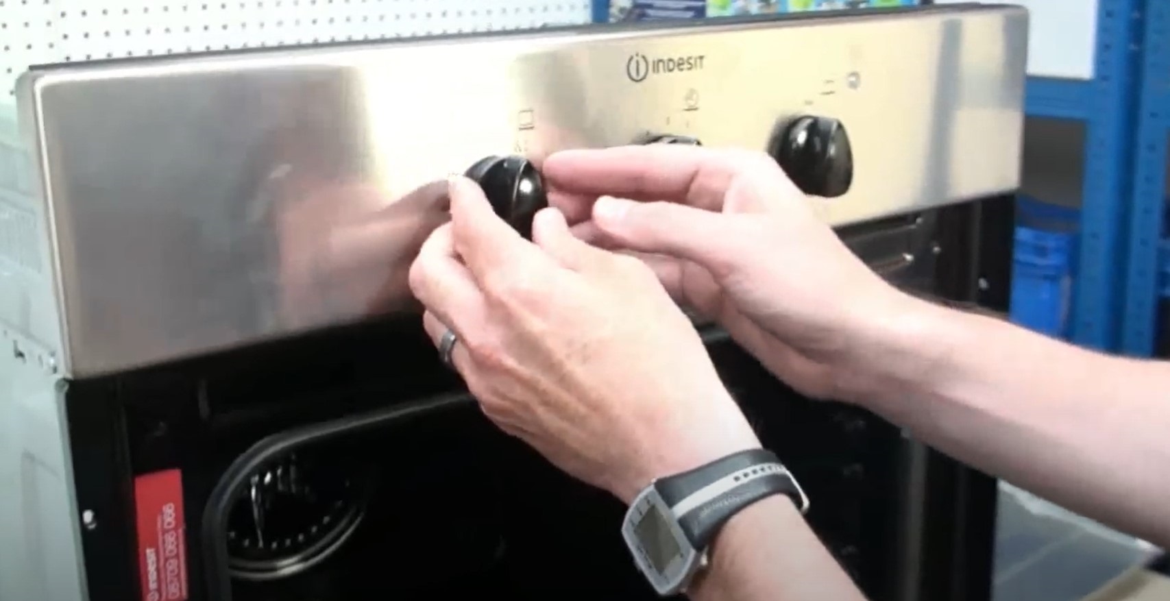 Oven thermostat remove the knob